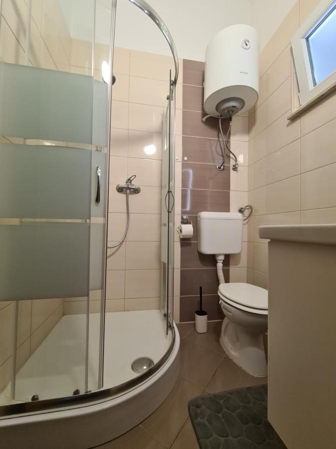 Apartments Ankora Вир Екстериор снимка